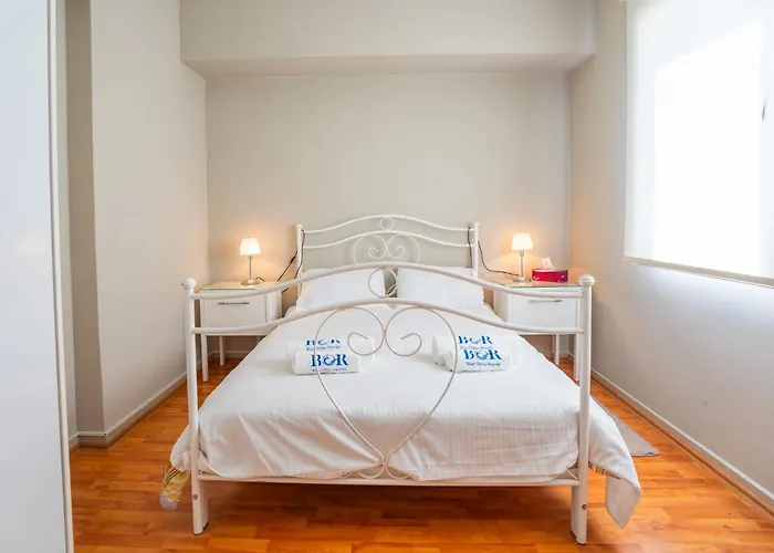 Caesar With Pool Access And Balcony Apartmán