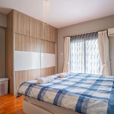 Charming In Iskele, Cyprus With Incredible View Apartment *
