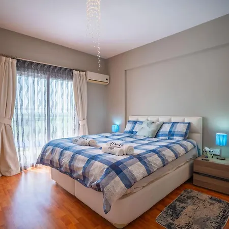 Appartement Caesar With Pool Access And Balcony Trikomo