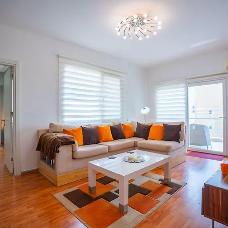 Appartement Caesar With Pool Access And Balcony