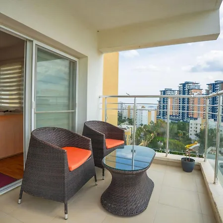 Caesar With Pool Access And Balcony