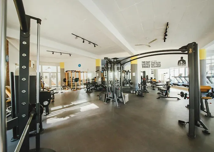 דירה Caesar With Pool Access And Balcony *